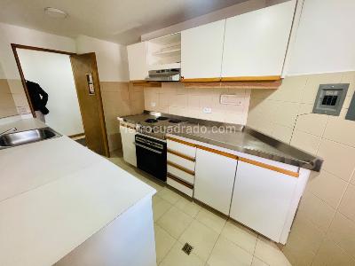 Apartamento en venta en Quinta Camacho, Bogotá · foto 2 de 20