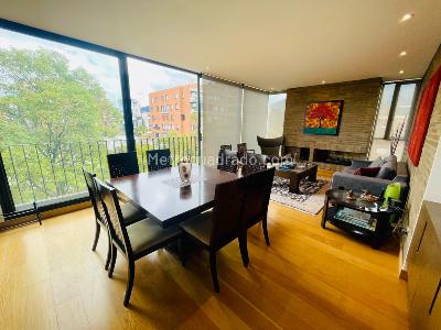 Apartamento de 2 alcobas en venta en Chico, Bogotá, 145 m² · foto 3 de 19