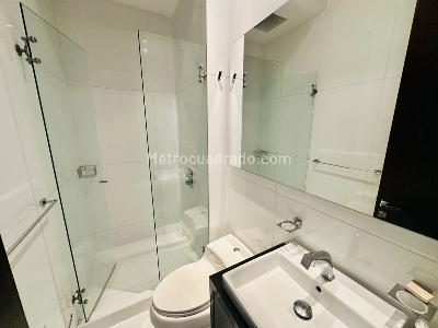 Apartamento de 2 alcobas en arriendo en Chico, Bogotá, 125 m² · foto 14 de 20
