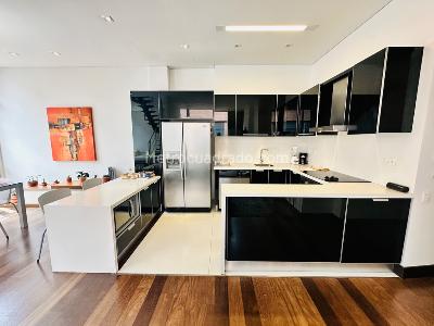 Apartamento de 2 alcobas en arriendo en Chico, Bogotá, 125 m² · foto 2 de 20