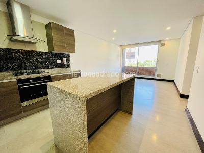 Apartamento de 2 alcobas en venta en Las Acasias, Bogotá, 68 m² · foto 3 de 20