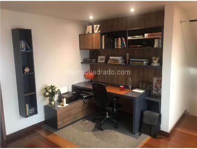 Apartamento de 3 alcobas en venta en Los Rosales, Bogotá, 185 m² · foto 14 de 14