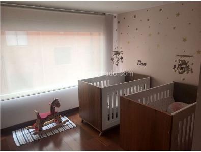 Apartamento de 3 alcobas en venta en Los Rosales, Bogotá, 185 m² · foto 11 de 14