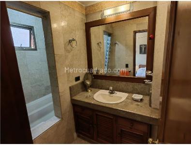 Apartamento de 3 alcobas en venta en Bosque Medina, Bogotá, 185 m² · foto 3 de 10
