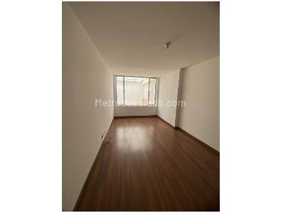 Apartamento en venta en Santa Barbara, Bogotá · foto 3 de 8