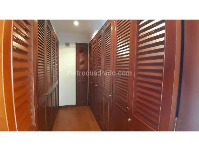Apartamento en venta en Santa Barbara Occidental, Bogotá · foto 9 de 10