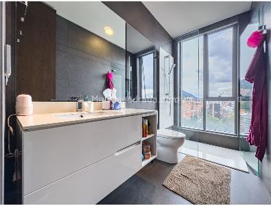 Apartamento de 3 alcobas en venta en Chico Reservado, Bogotá, 297 m² · foto 18 de 20