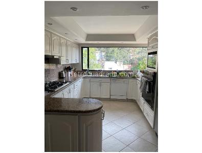 Apartamento en venta en Los Rosales, Bogotá · foto 13 de 15