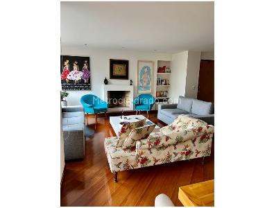 Apartamento en venta en Los Rosales, Bogotá · foto 2 de 12