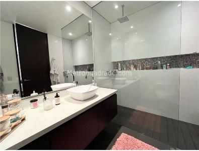 Apartamento de 3 alcobas en venta en Los Rosales Emaus, Bogotá, 290 m² · foto 9 de 18