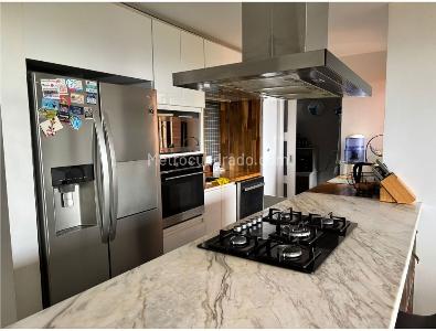 Apartamento de 3 alcobas en arriendo en Pinar Alto, Bogotá, 127 m² · foto 1 de 17
