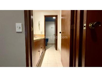 Apartamento de 3 alcobas en arriendo en El Nogal Espartillal, Bogotá, 220 m² · foto 9 de 13