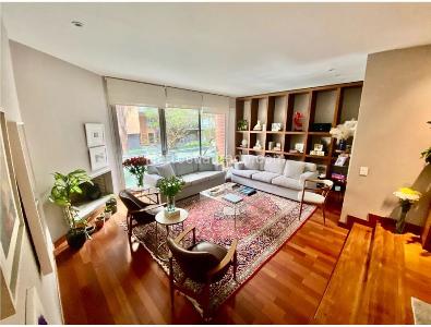 Apartamento de 3 alcobas en venta en Chico, Bogotá, 180 m² · foto 4 de 17