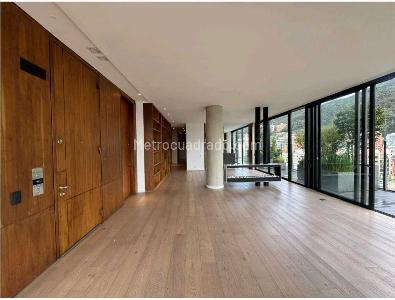Apartamento de 3 alcobas en venta en Chico, Bogotá, 260 m² · foto 15 de 17