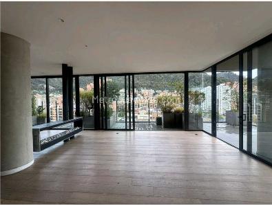 Apartamento de 3 alcobas en venta en Chico, Bogotá, 260 m² · foto 3 de 17