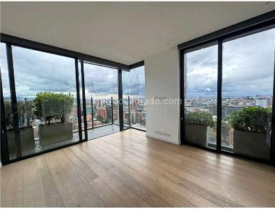 Apartamento de 3 alcobas en venta en Chico, Bogotá, 260 m² · foto 12 de 17