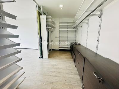 Apartamento de 2 alcobas en arriendo en Chico, Bogotá, 180 m² · foto 13 de 20