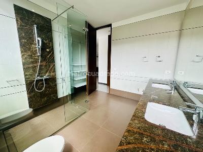 Apartamento de 2 alcobas en arriendo en Chico, Bogotá, 180 m² · foto 16 de 20