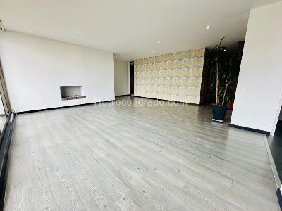 Apartamento de 2 alcobas en arriendo en Chico, Bogotá, 180 m² · foto 2 de 20