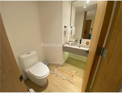 Apartamento en venta en Las Rosales, Bogotá · foto 8 de 16