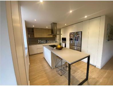 Apartamento en venta en Las Rosales, Bogotá · foto 5 de 16