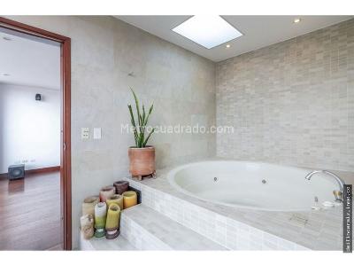 Apartamento en venta en Santa Barbara Central, Bogotá · foto 7 de 14