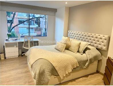 Apartamento de 3 alcobas en venta en Chico Navarra, Bogotá, 170 m² · foto 9 de 9