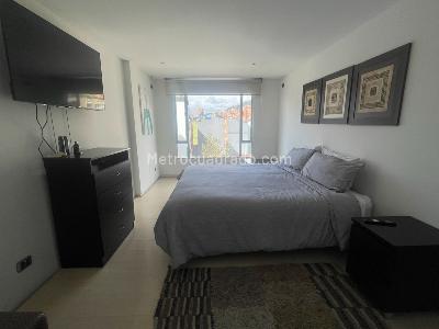 Apartamento de 3 alcobas en venta en Los Rosales Emaus, Bogotá, 194 m² · foto 4 de 11