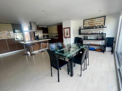 Apartamento de 3 alcobas en venta en Los Rosales Emaus, Bogotá, 194 m² · foto 6 de 11