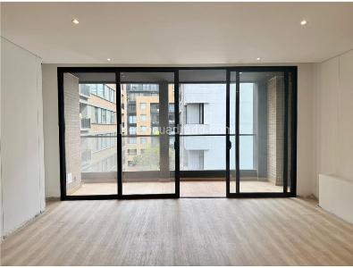 Apartamento de 2 alcobas en venta en Chico Norte, Bogotá, 117 m² · foto 6 de 11