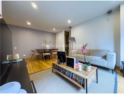Apartamento de 2 alcobas en venta en Chico Navarra, Bogotá, 93 m² · foto 9 de 20