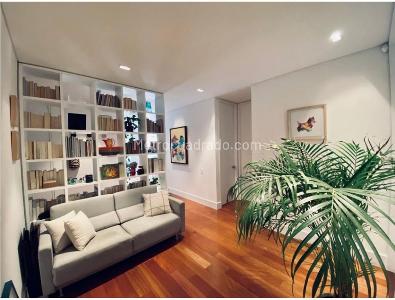 Apartamento de 3 alcobas en venta en Los Rosales, Bogotá, 159 m² · foto 7 de 19