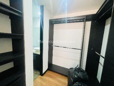 Apartamento de 2 alcobas en venta en Los Cedritos, Bogotá, 68 m² · foto 10 de 12