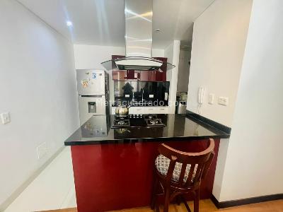 Apartamento de 2 alcobas en venta en Los Cedritos, Bogotá, 68 m² · foto 5 de 12