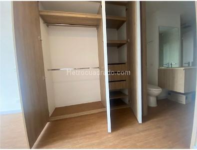 Apartamento en venta en Bella Suiza, Bogotá · foto 8 de 17