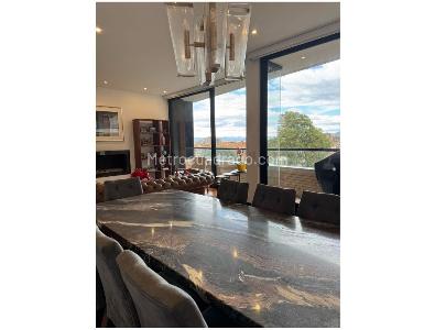 Apartamento de 3 alcobas en arriendo en La Cabrera, Bogotá, 220 m² · foto 7 de 19
