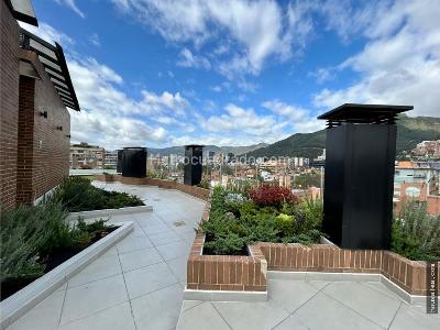 Apartamento de 2 alcobas en venta en Chico Virrey, Bogotá, 114 m² · foto 10 de 13