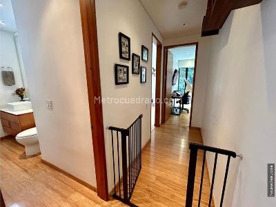 Apartamento de 2 alcobas en venta en Chico Virrey, Bogotá, 114 m² · foto 6 de 13