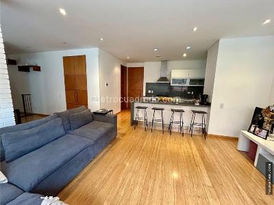 Apartamento de 2 alcobas en venta en Chico Virrey, Bogotá, 114 m² · foto 2 de 13