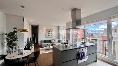 Apartamento en venta en El Refugio, Bogotá · foto 2 de 12