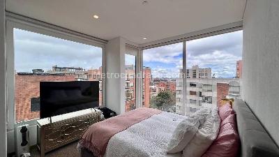 Apartamento en venta en El Refugio, Bogotá · foto 3 de 12