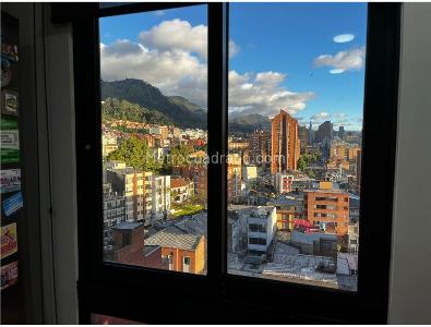 Apartamento de 2 alcobas en venta en Chapinero, Bogotá, 67 m² · foto 9 de 12
