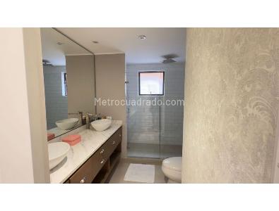 Apartamento de 3 alcobas en venta en Chico Norte, Bogotá, 183 m² · foto 14 de 17