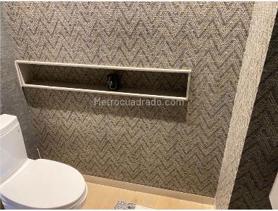 Apartamento de 3 alcobas en venta en Rosales Alto, Bogotá, 212 m² · foto 15 de 18