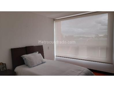Casa de 4 alcobas en venta en Altos Bosque De Pinos, Bogotá, 290 m² · foto 10 de 16