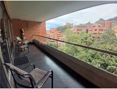 Apartamento en venta en Los Rosales, Bogotá · foto 8 de 15