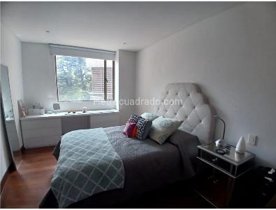 Apartamento en venta en Los Rosales, Bogotá · foto 12 de 15