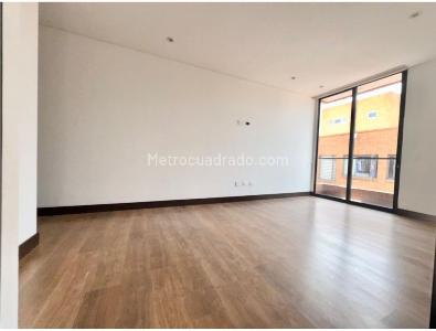 Apartamento de 3 alcobas en venta en Chico Navarra, Bogotá, 180 m² · foto 4 de 17