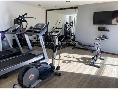Apartamento de 3 alcobas en venta en Los Rosales, Bogotá, 230 m² · foto 11 de 14