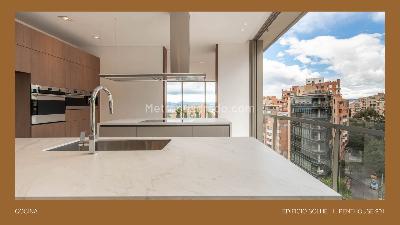 Apartamento de 3 alcobas en venta en Los Rosales, Bogotá, 489 m² · foto 18 de 20